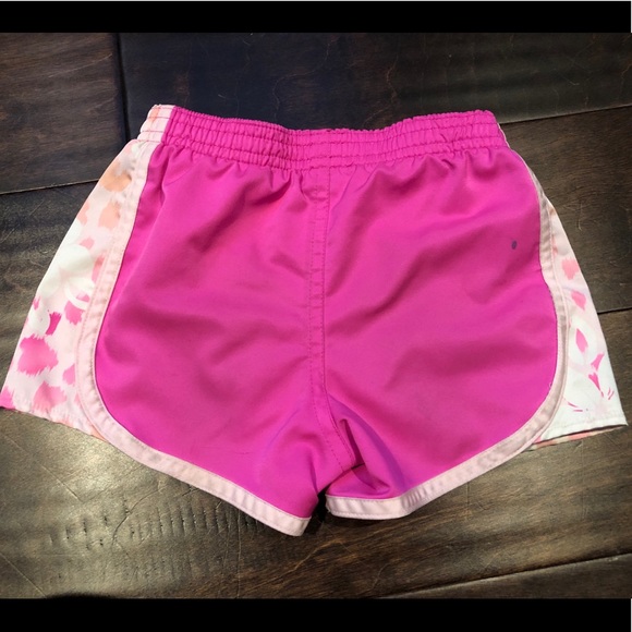 Girls Cute Pink Disney Shorts - Picture 3 of 4